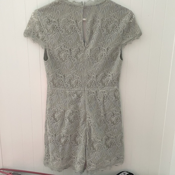 Francesca S Lined Lace Romper Dress Small Gray Women’s Small Shorts - Picture 6 of 8
